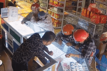 Cuối tuần, vàng giảm theo đà thế giới